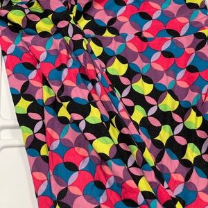 LulaRoe TC Colorful Geometric Patterned Leggings —All LulaRoe Buy 2 Get 1 Free